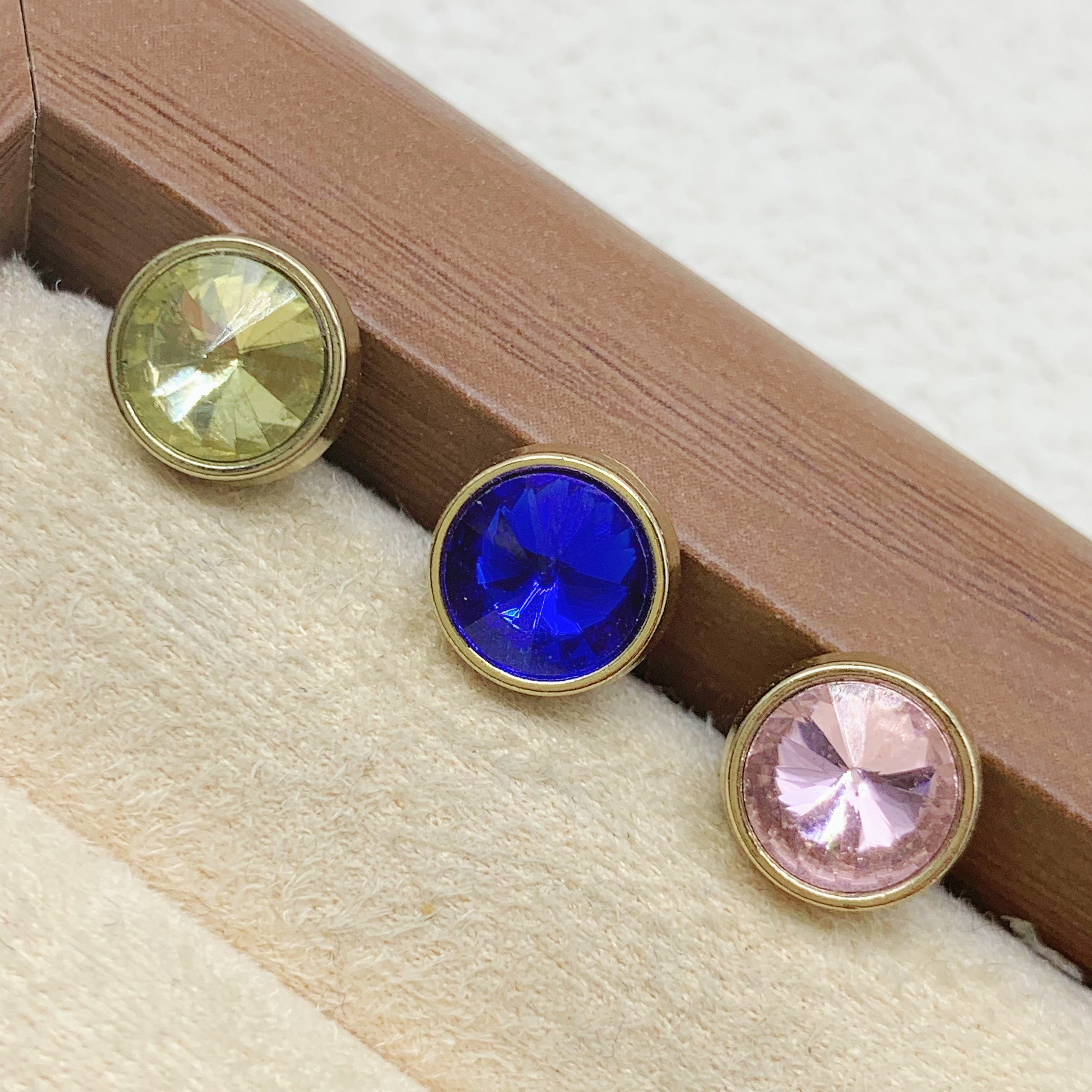 Xiaoxiangfeng medieval gold clothing buttons metal versatile buttons retro suit jacket leather coat buttons