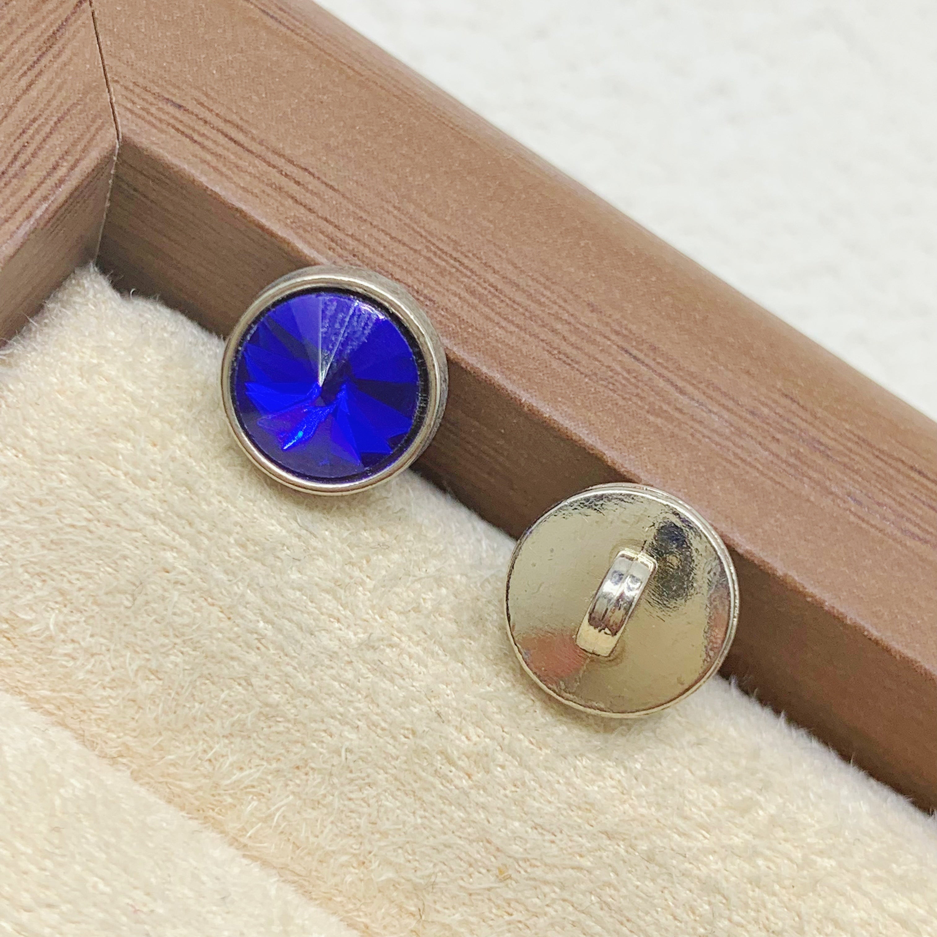 Xiaoxiangfeng medieval gold clothing buttons metal versatile buttons retro suit jacket leather coat buttons